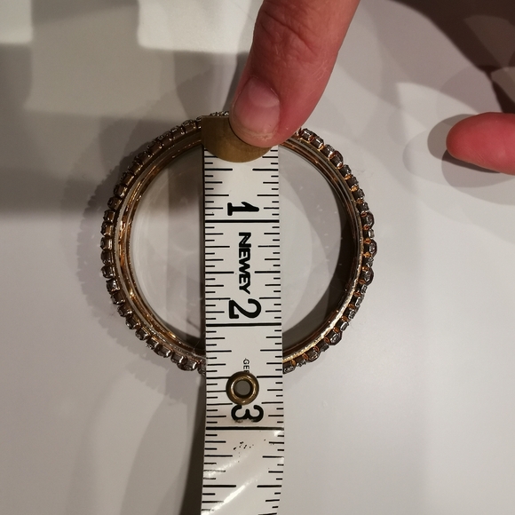 Red and whites stones Bracelet - Picture 3 of 6